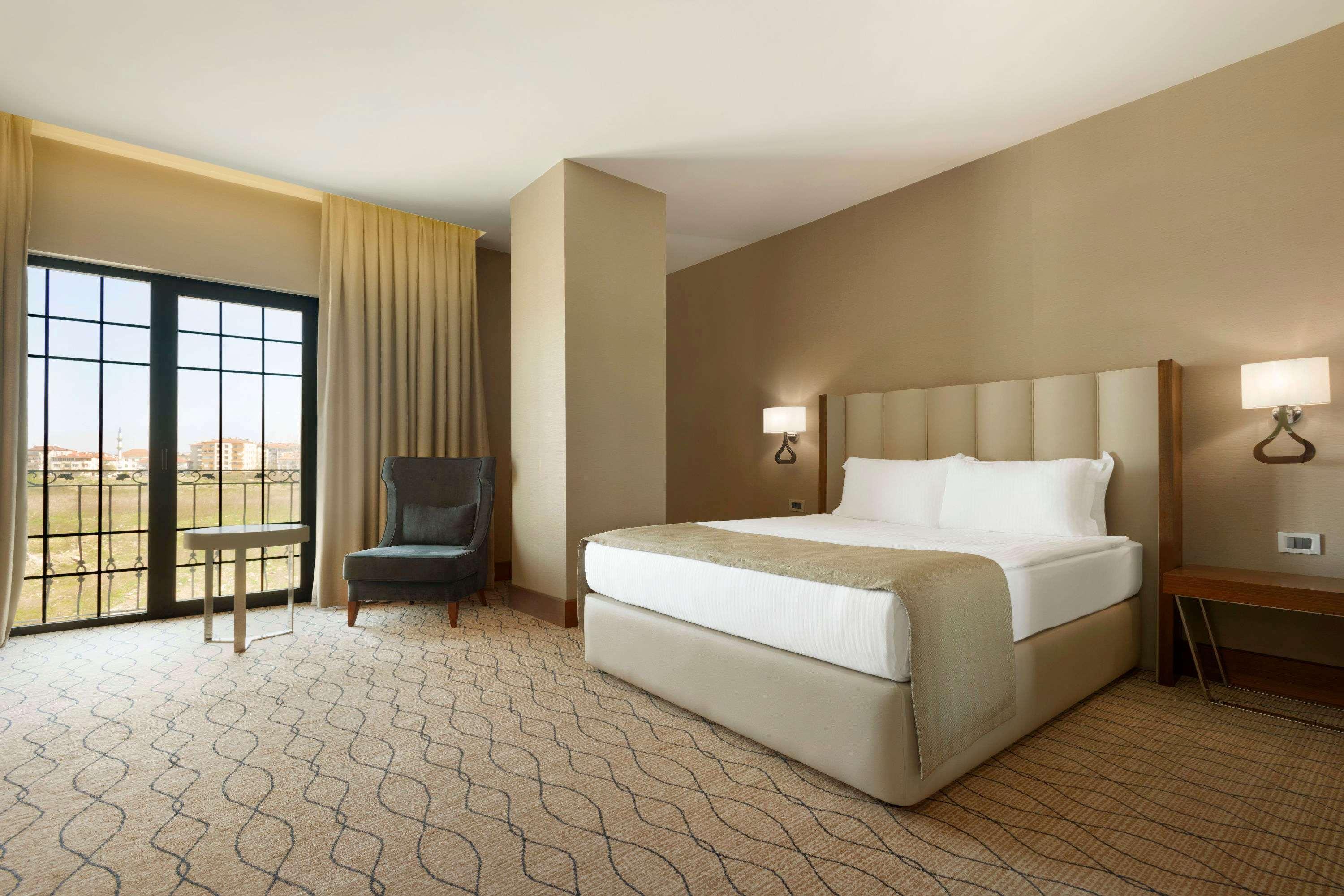 Ramada By Wyndham Sakarya Hotel Екстер'єр фото