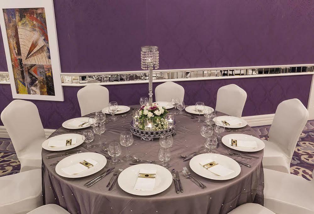 Ramada By Wyndham Sakarya Hotel Екстер'єр фото
